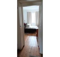 Helle 2-Zi.-Whg. in Alsternähe mit Wohnküche + idealem Grundriss - Hamburg Winterhude