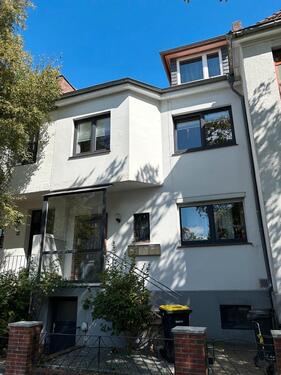 Foto - 3-Zimmer-Mietwohnung mit Balkon im Villenviertel!