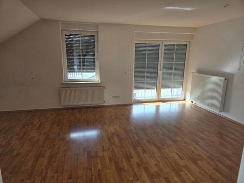 Foto - Helle Dachgeschosswohnung in Zwenkau zu vermieten