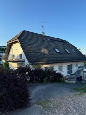 Foto - charmante 4 -Zimmer Wohnung mit Doppelgarage und EBK