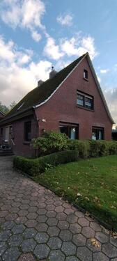 Foto - Einfamilienhaus mit Einliegerwohnung