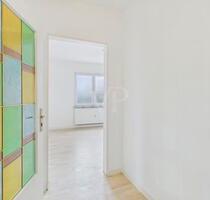 140m2 WhgHaus 5 Zi., Küche, 3 Bäder, Balkon in Großostheim