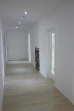 Foto - Helle sonnige 4 Zi. Wohn. Im 1 St. mit Balkon in ruhiger Lage