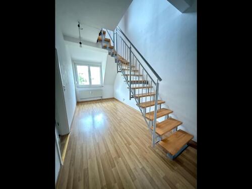 Foto - 5 Zimmer Maisonette Wohnung WG geeignet