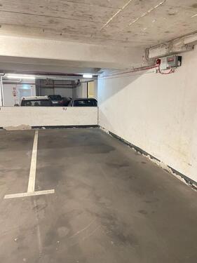 Foto - Tiefgaragenstellplatz - 60,00&nbsp;EUR Miete,