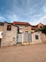 Foto - Haus mit 2 Etagen + Ausgebauter Dachboden