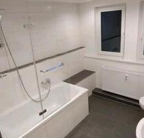Kleine 3 Raum Wohnung - 340,00 EUR Kaltmiete, in Limbach-Oberfrohna (PLZ: 09212)