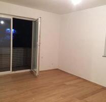 helle, freundliche 3 Zimmer Wohnung in Deggendorf Deggenau