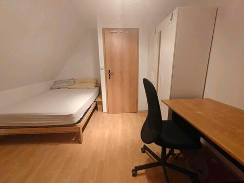 Foto - 12 Zimmer Etagenwohnung zur Miete in Diedorf