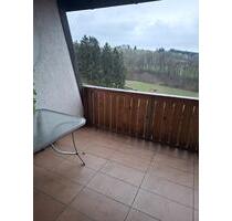 Wohnung mit Panoramablick, 5-Zimmer in Wenzenbach, OT Steinbügl