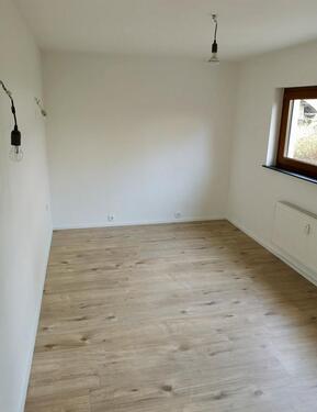 Foto - Etagenwohnung in Nauroth zur Miete
