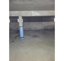 TG-Stellplatz mit AutoTor und Fernb. + Schlüssel - Kaufering