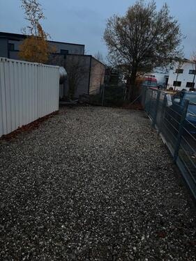 Foto - Zu Vermieten Freifläche PKW LKW ( Lagerplatz) Dachau *