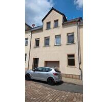 Reihenmittelhaus mit Garage und Einbauküche, - von Privat - - Crimmitschau