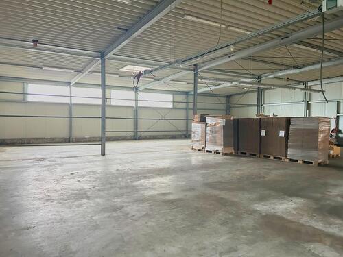 Foto - Gewerbehalle mit ca. 910 m² Nutzfläche im Industriegebiet von 49843 Uelsen