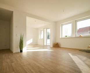 Hochwertig sanierte Wohnung mit Fußbodenheizung und Gäste-WC zu vermieten - Zwickau Zwickau-West