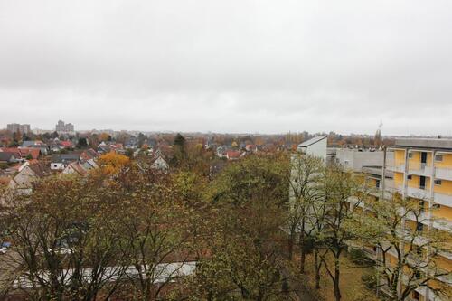 Foto - Modernisierte 2-Zimmer-Wohnung mit Loggia und guter Anbindung