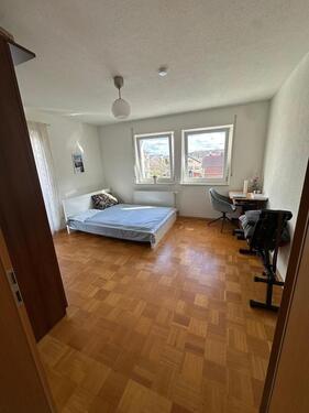Foto - 3 Zimmer Wohnung mit EBK u. 50qm Terrasse