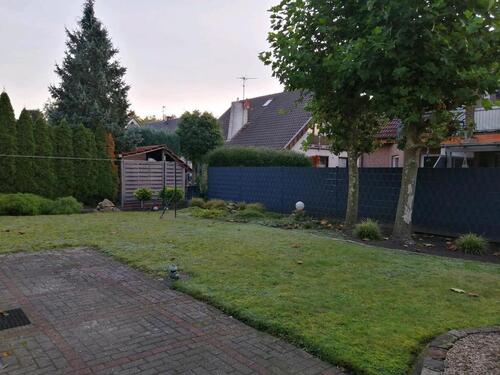 Foto - Großzügiges Zweifamilienhaus 220qm Wfl. zu verkaufen