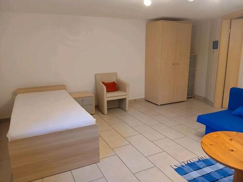 Foto - Wohnung 1 Zimmer - 450,00&nbsp;EUR Kaltmiete, ca.&nbsp; 30,00&nbsp;m&sup2;