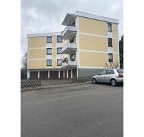 Garage mit kleinen Kellerraum in Rinteln zu vermieten!