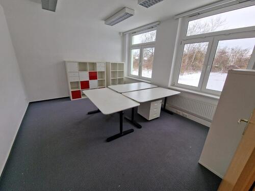 Foto - 3 zusammenhängende, abschließbare Büroräume – flexibel & sicher