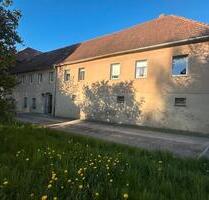 Einfamilienhaus mit Einliegerwohnung - Bernstadt auf dem Eigen