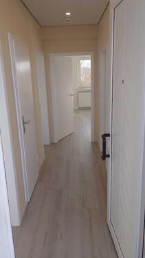 Foto - 3-Zimmer Wohnung mit Balkon, genialer Ausblick über das Tal