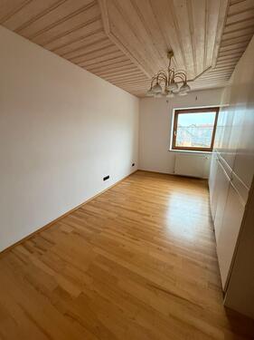 Foto - 3 Zimmer Dachgeschoßwohnung in Wenzenbach