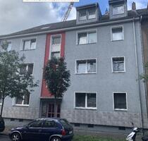 Neu renovierte 3 Zimmer Wohnung mit Balkon und neuer Einbauküche - Duisburg Beeck
