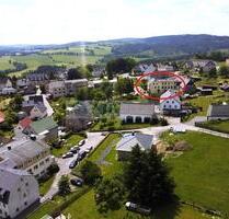 Renovierte 2-Raumwohnung mit EINBAUKÜCHE! ***Stellplatz, Fußbodenheizung, Lager*** - Pockau-Lengefeld