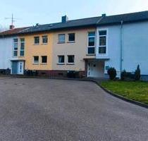 Gepflegtes Reihenendhaus mit großzügiger Terrasse und Garten - Saarbrücken West