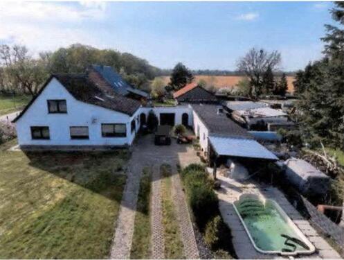 Foto - Einfamilienhaus mit großem Garten in ruhiger Lage