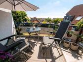 Helle 3-Zimmer-Maisonette (70m²) mit Südbalkon & EBK in top Lage - Meerbusch