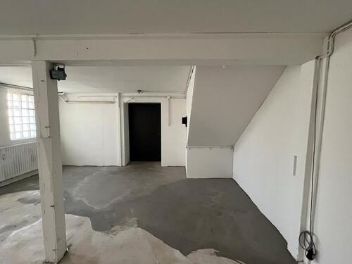 Foto - 70 qm Lagerfläche zu vermieten in 57072