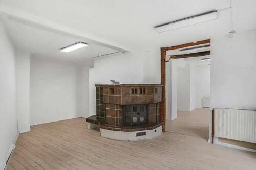 Foto - Historisches Wohnerlebnis mit Potenzial, Mehrfamillienhaus