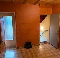 Heimwerkertraum mit Potenzial – sanierungsbedürftiges Reihenhaus - Herzogenrath