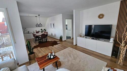 Foto - Neuenstadt: Moderne 2,5-Zi.-Wohnung m. Balkon, Top-Lage, Stellpl.