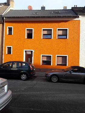 Foto - Mehrfamilienhaus zentral in Köln-Rath v. Privat H: 0152 58103358