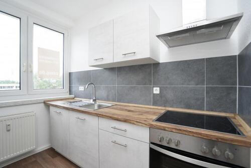 Foto - EBK Modernes Bad Balkon - 458,00 EUR Kaltmiete,