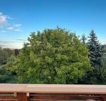 Helle, offene, designte 2,5 Zimmer Dachgeschoss Wohnung - Rosdorf