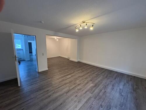 Foto - Schmucke 3-Zimmer-Wohnung mit kleinem Balkon in der Helmstedter City