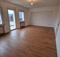 Helle, sanierte 3,5 Zimmer-Wohnung in repräsentativem Altbau - Issum