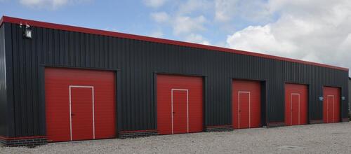 Foto - Halle, 75qm und Büroraum, ca. 26qm, im Sandkruger Gewerbegebiet