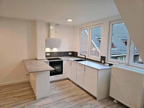 Foto - Moderne, hochwertige 1 Zi. DG Wohnung in Hamburg-Rissen