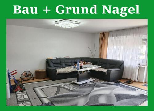 Foto - Schön aufgeteilte Wohnung (1.OG) mit Balkon und Garage im Zentrum