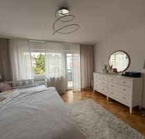 Sehr gepflegte helle 3,5 Zimmer Etagen-Wohnung in top Lage ! - Ostfildern