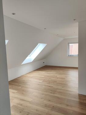 Foto - 2 Zimmer Dachgeschoßwohnung zur Miete in Bechhofen