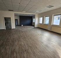 Büro- AusstellungsflächeFitnessstudioPraxis in Zweibrücken