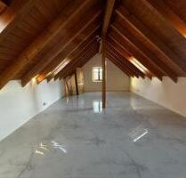 5 Zimmer Wohnung, viel Platz für große Familien etc. SENNFELD - Niederwerrn